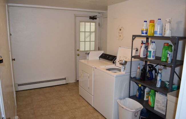 Studio, 1 bath, $1,175