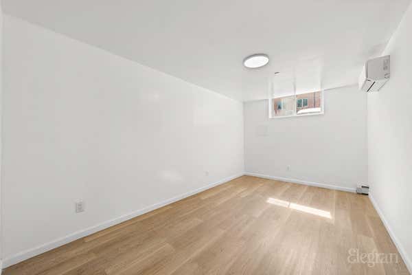 39 57 57 ST