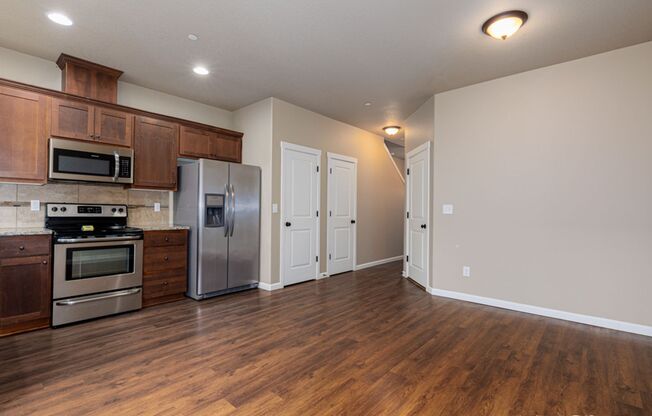 Garage, Backyard, 3 Bedroom - Now Leasing