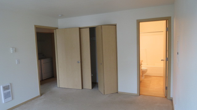 2 beds, 1 bath, 785 sqft, $1,495, Unit A5