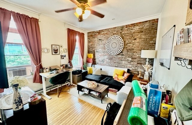2 FOSTER CT