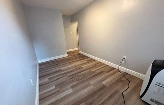 3 beds, 1 bath, 1,000 sqft, $2,390, Unit 6224 Fifth Ave. #210H