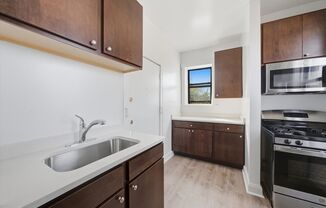 1530 Kedzie LLC