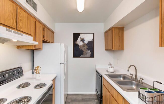 2 beds, 2 baths, 898 sqft, $1,195, Unit 2002