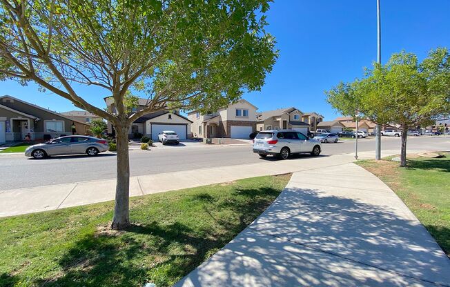 Northeast El Paso 4 bed with Refrig A/C across from Park/Playground