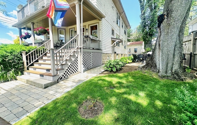 48 HANCOCK ST