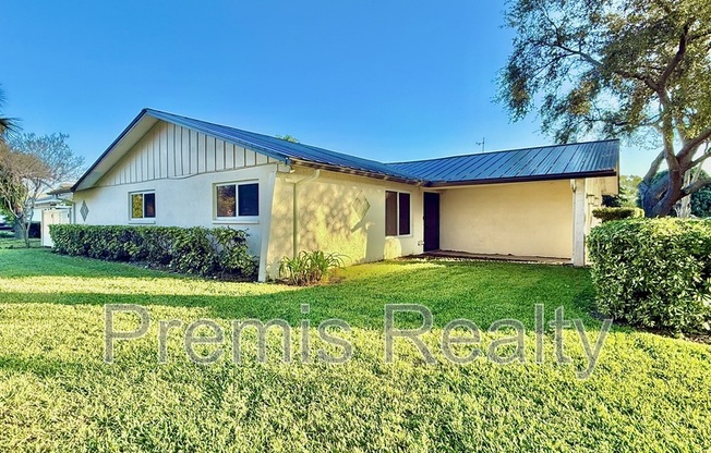 2381 TIMBERCREST CIR W