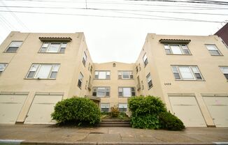 1p719 - 2425 Fulton / 2206 Haste