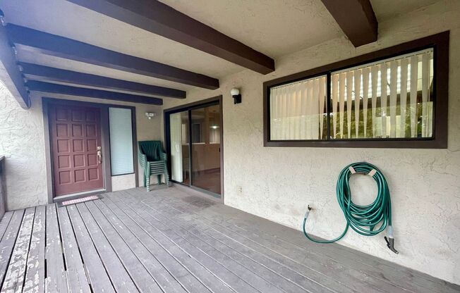 3 bedroom 2 1/2 bath Townhome with Office in College area with pool