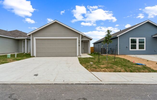 **Summer Special: 2 Weeks Free!!** Brand New Build in St. Hedwig