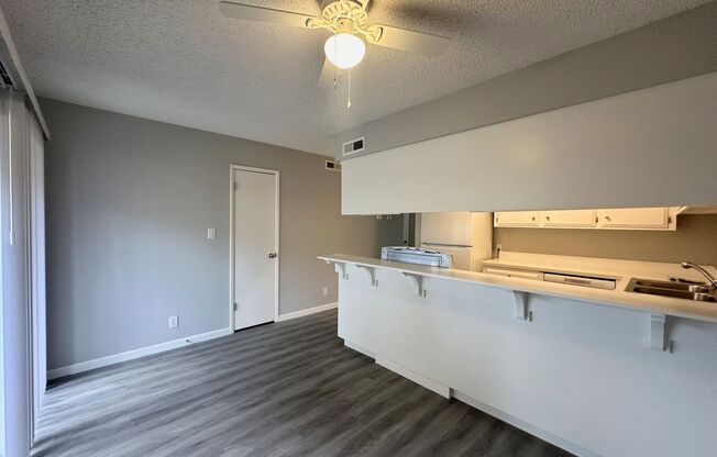 2 beds, 2 baths, 1,152 sqft, $1,850, Unit Strat-27