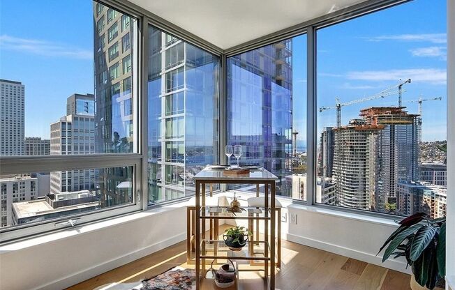 Bright and Modern World-Class Condo