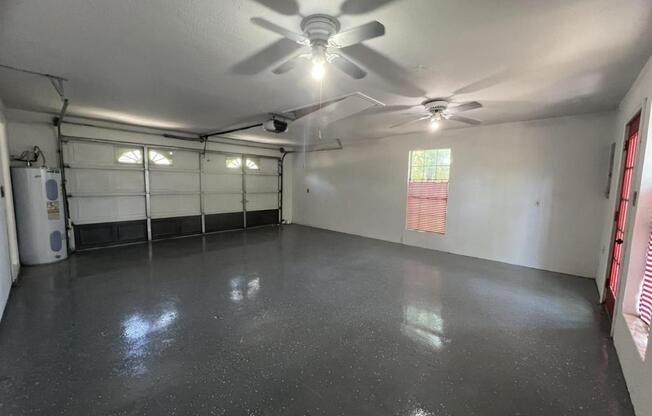 3 beds, 2 baths, 1,568 sqft, $1,495