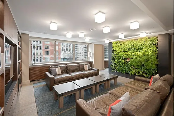 Studio, 1 bath, $13,995, Unit 13F