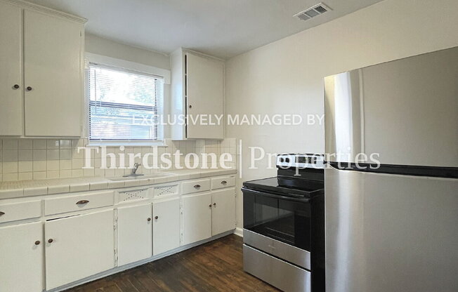 809 MCDUFF AVE S