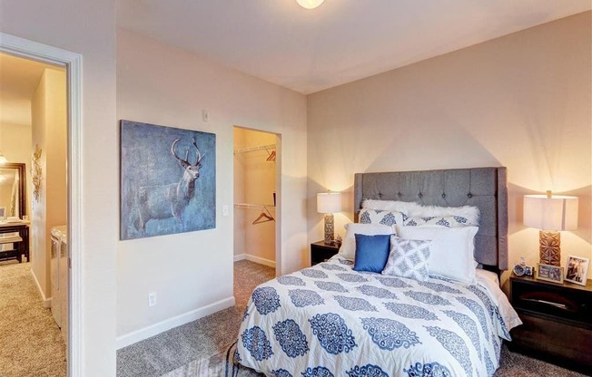 Residence at North Penn large bedroom with lush carpet