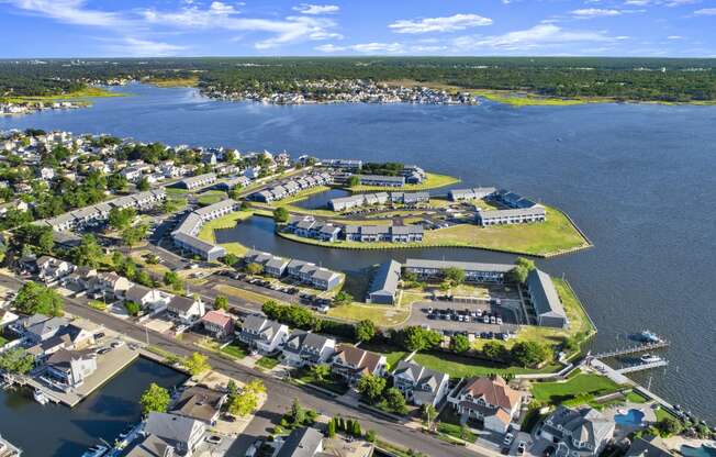 Welcome to MARINERS COVE