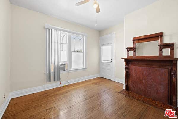 1223 W 23 ST
