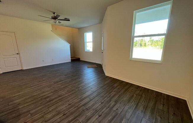 Move-In Ready!! Newly Constructed Spacious Home 3 Bedrooms 2 Bath!!