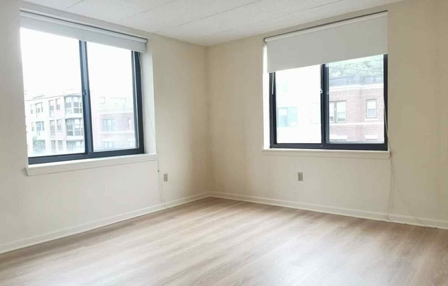 2 beds, 2 baths, 1,020 sqft, $4,200, Unit 302