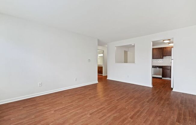 1 bed, 1 bath, 648 sqft, $1,675, Unit 1-303