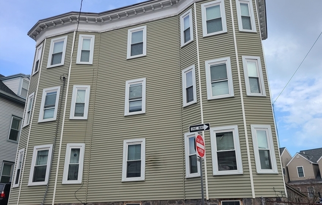 27 Buttonwood St.