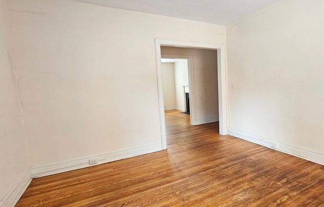 2 beds, 1 bath, 1,100 sqft, $1,725, Unit F1