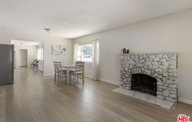316 SAN PASCUAL AVE