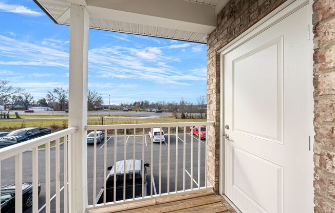 2 beds, 2 baths, 977 sqft, $925, Unit 221