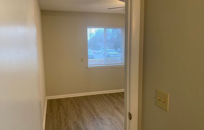 2 beds, 2 baths, $1,400, Unit Unit: B-101