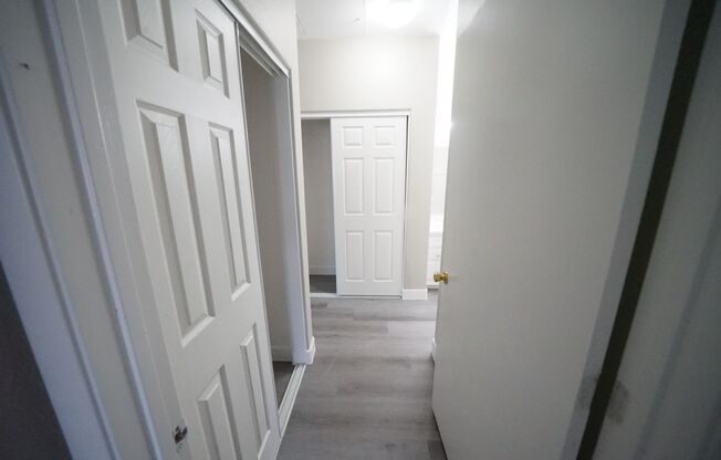 2 beds, 2 baths, $1,395, Unit Building 7 -Clark County-