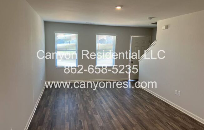 AWESOME single family house! 3bedrooms, 2.5bathrooms