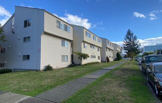 One-Bedroom and Studio Apartments in the Heart of Tacoma! *Don't Miss Our Fall Special Pricing!*