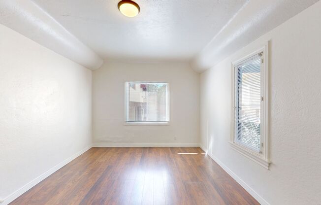 1 bed, 1 bath, $2,295, Unit 1702