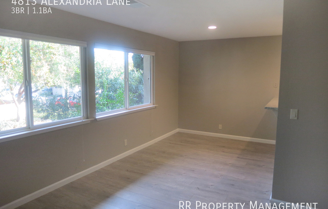 4813 ALEXANDRIA LN