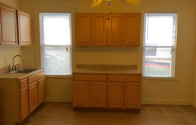 1 bed, 1 bath, 750 sqft, $1,550, Unit 8 Hull Street - 1st Floor