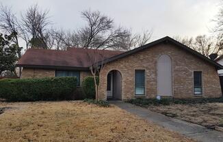 2812 Lemmontree Lane