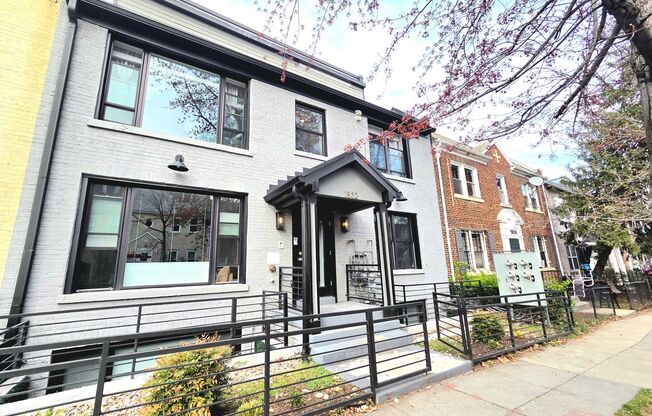 Updated 2 BR/2 BA Condo | Top Floor Living in Kingman Park!