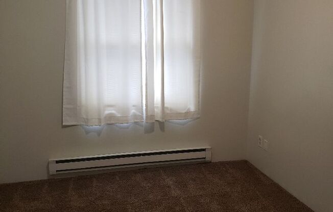 1 bed, 1 bath, 560 sqft, $845, Unit #202