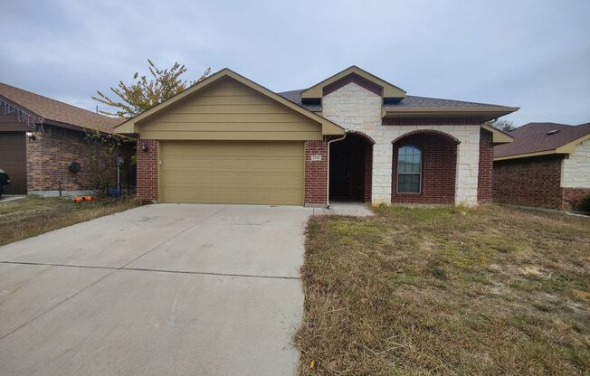 4 beds, 2 baths, $1,949