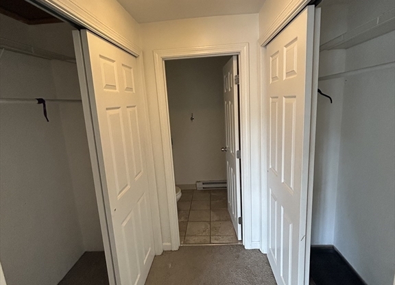 2 beds, 2 baths, 1,050 sqft, $1,800, Unit D61