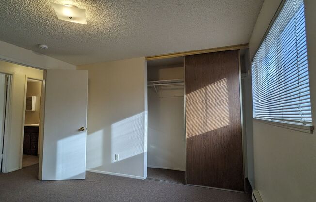 2 beds, 1 bath, 717 sqft, $1,275, Unit 1