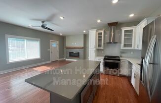 797 BROWNWOOD AVE SE