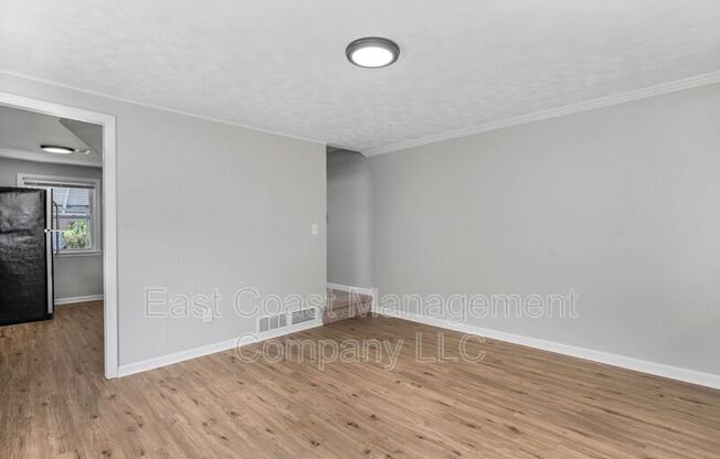 418 AVONDALE RD