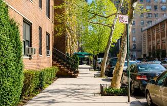 55 W 92 ST