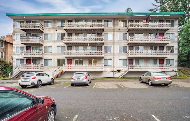 Westwinds Apartments