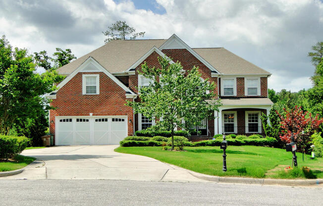 Spacious with Large Basement 5 Bedroom, 4 Bathroom Home in the Carramore Subdivision in Cary! Available August 10th!