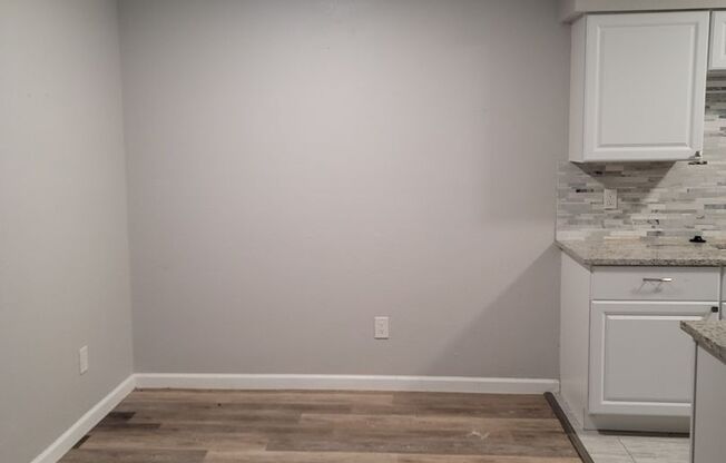 DOVE SPRINGS DELIGHT - RENOVATED  2/2 DUPLEX - HUGE YARD - GARAGE