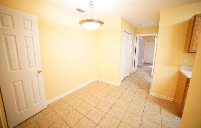 2 beds, 2 baths, $1,300, Unit APARTMENT 2306