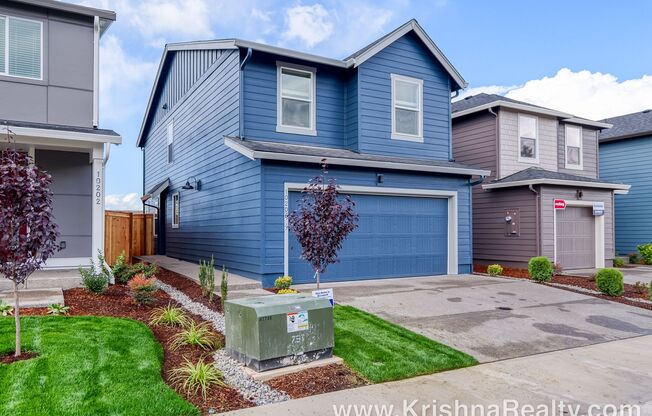 Spacious 2-Year-Old NEW CONSTRUCTION 4-Bedroom Home with Loft, 2-Car Garage & Private Yard